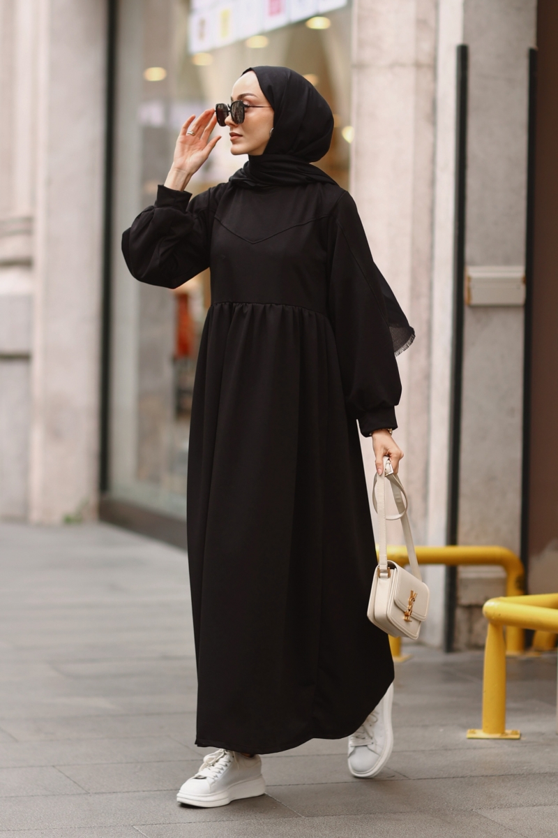 Sura Siyah Elbise